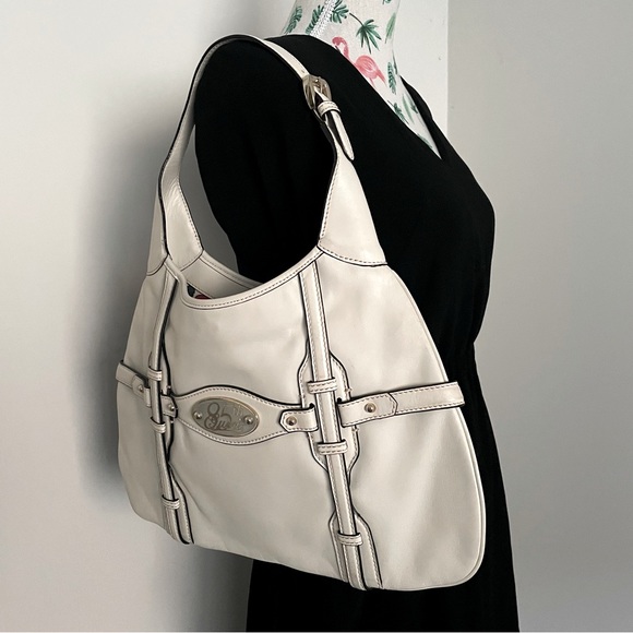 HOST PICK⭐️ Gucci Cream Leather 85th Anniversary Hobo🤍Limited🤍Authentic - Picture 12 of 16